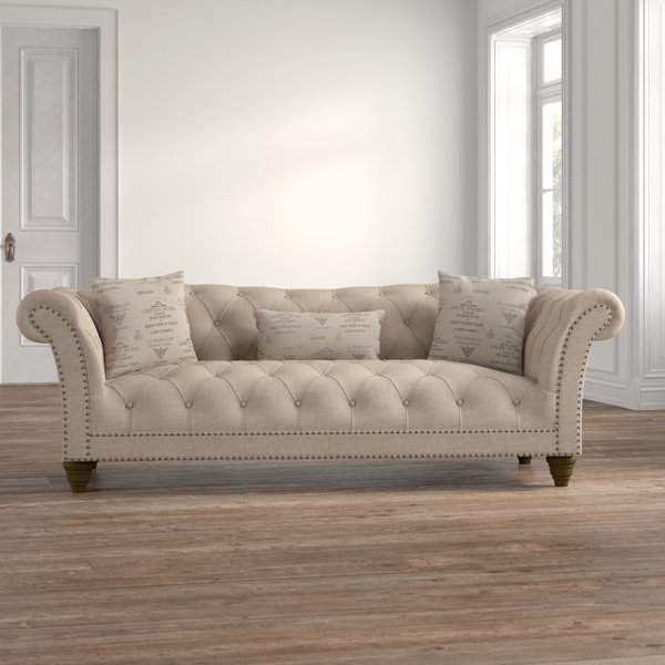 Kelly Clarkson Home Versailles Chesterfield 90.1'' Rolled Arm Sofa